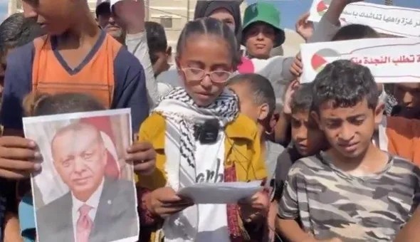 Gazzenin çocukları Cumhurbaşkanı Erdoğan’a seslendi! “Bu soykırımı durdurabilecek güç sizde”